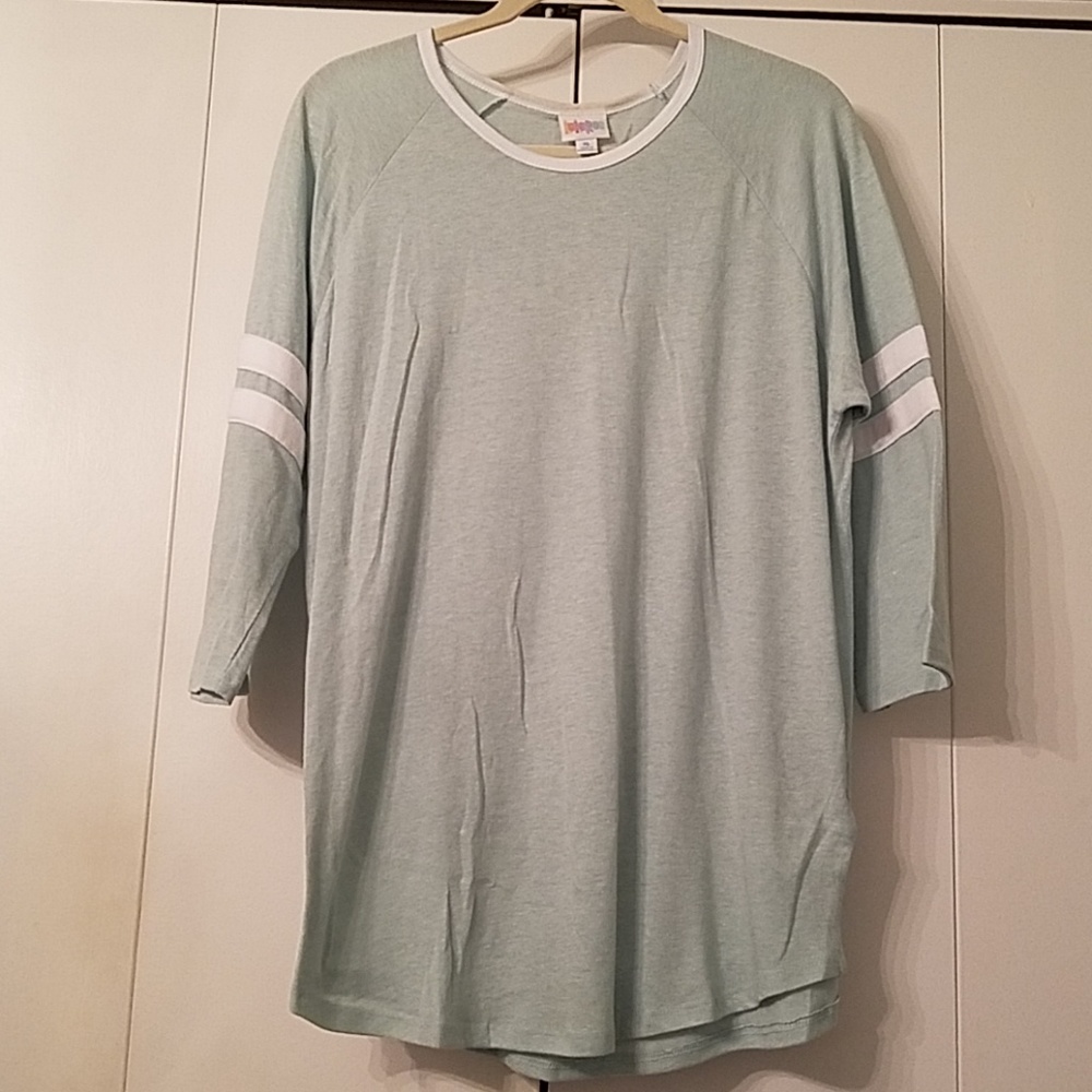 $10 --> LuLaRoe Randy